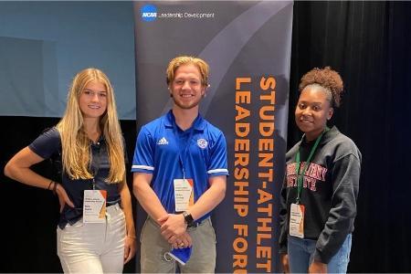 Whitney Edwards-Roberson ‘22 poses with staff at the NCAA Student-Athlete Leadership Forum.—Photo courtesy of Whitney Edwards-Roberson ‘22